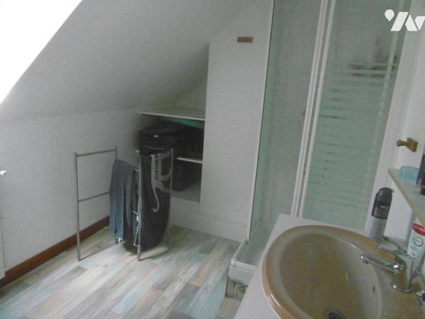 A 45mn de CAEN - 15mn de VIRE NORMANDIE et 3mn des écoles et commerces du bourg de BENY-BOCAGE