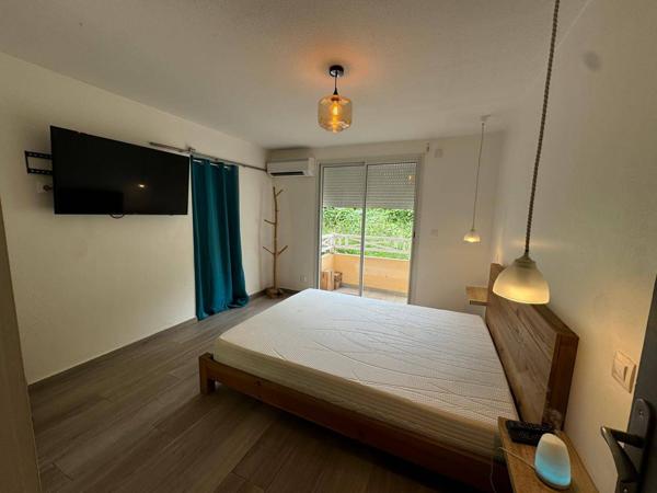 APPARTEMENT T2 JARDIN PRIVATIF