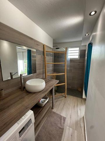 APPARTEMENT T2 JARDIN PRIVATIF