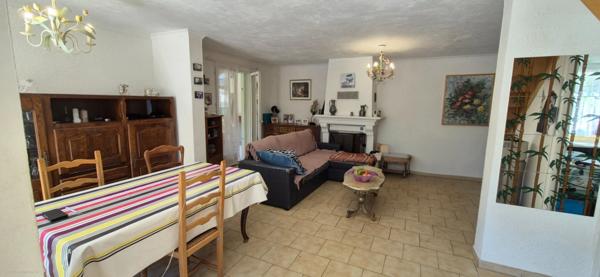 Maison avec dépendance à vendre Quartier Chantilly à Alès (Gard 30)