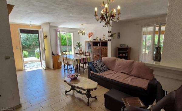 Maison avec dépendance à vendre Quartier Chantilly à Alès (Gard 30)