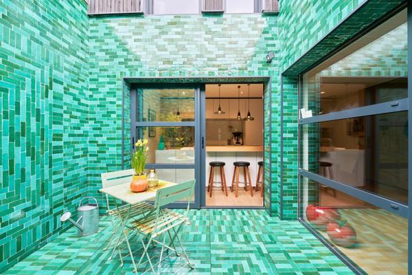 Maison d’architecte : patio, piscine, 3 suites