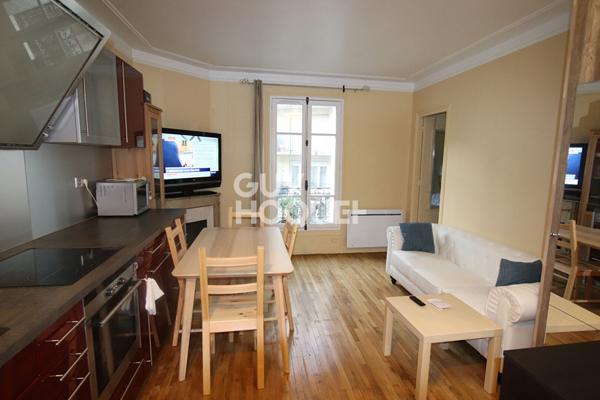 METRO CONVENTION 2P CHARME DE L'ANCIEN