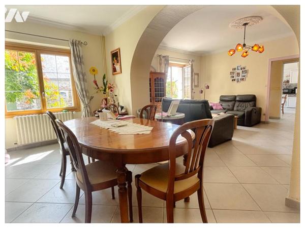 Ensemble immobilier avec un fort potentiel sur parcelle constructible de 1796 m²