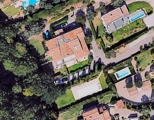Duplex T5 à Grasse Saint-Jean – L’esprit d’une maison avec jardin de 1 400 m²