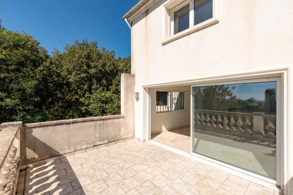 Duplex T5 à Grasse Saint-Jean – L’esprit d’une maison avec jardin de 1 400 m²