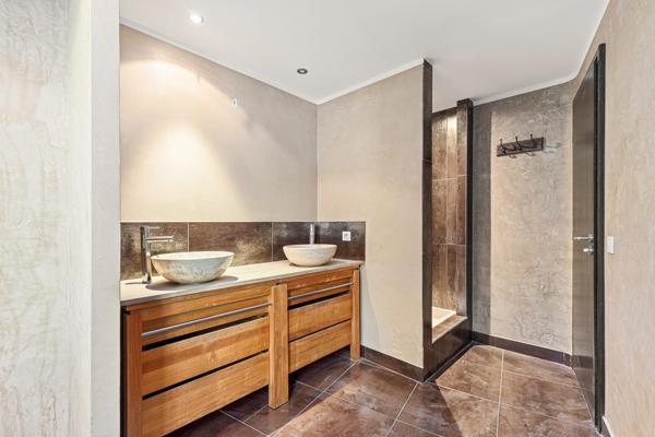 Duplex T5 à Grasse Saint-Jean – L’esprit d’une maison avec jardin de 1 400 m²