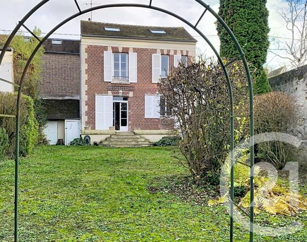 Maison à vendre  8 pièces - 150 m2 SENLIS - 60