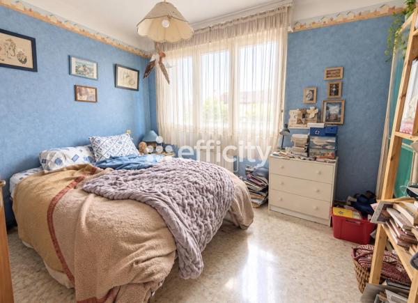 Appartement
         2 pièces
        - 47 m² Exclusivité 139 000 € *