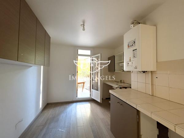 APPARTEMENT SPACIEUX DE 93 M² DANS UN CADRE VERDOYANT