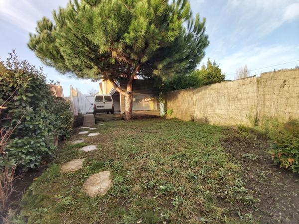 Atypique, rare, 1ch, jardin, préau voitures