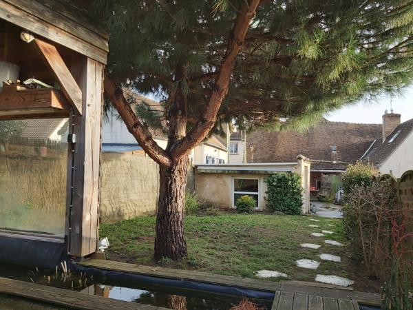 Atypique, rare, 1ch, jardin, préau voitures