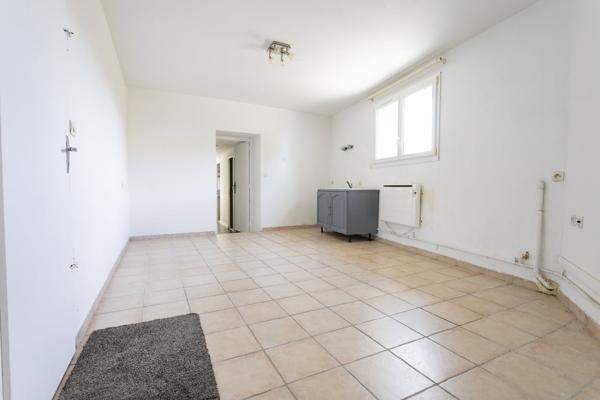 Maison Surgères 5 pièce(s) 243m²