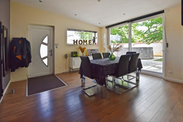 Maison à vendre à Riorges, 5 pièces 136 m2