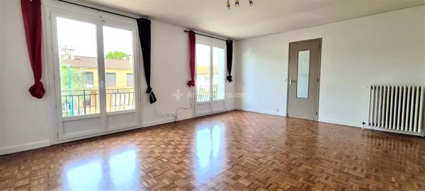 Location                                                      Appartement
                        
                     3 pièces                      101 m2                     à Albi