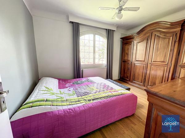 Achat maison près de MEYZIEU - 7 pièce(s) - 154 m² - 640 500 €