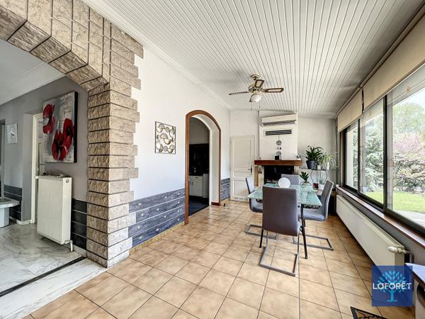 Achat maison près de MEYZIEU - 7 pièce(s) - 154 m² - 640 500 €