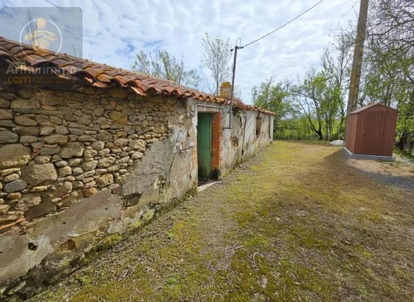 Vente                                                      Maison
                        
                     2 pièces                      63 m2                     à Sallertaine