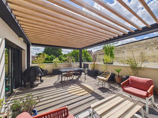 Appartement d'exception de 67m2 habitable avec terrasse de 42m2 au calme , Bordeaux