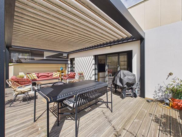 Appartement d'exception de 67m2 habitable avec terrasse de 42m2 au calme , Bordeaux