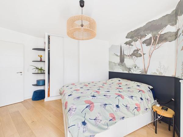 Appartement d'exception de 67m2 habitable avec terrasse de 42m2 au calme , Bordeaux