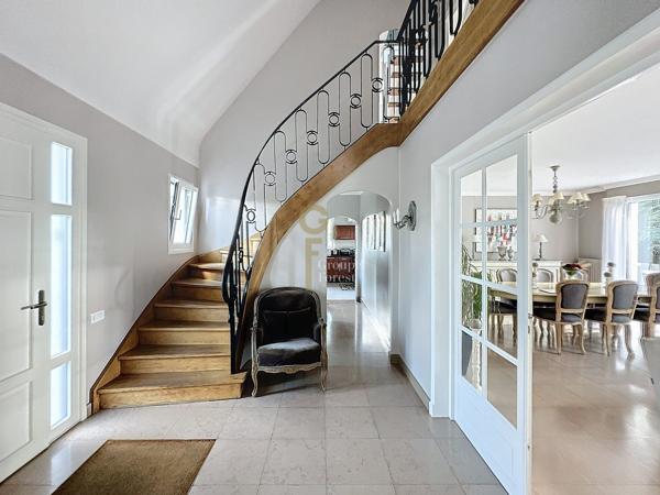 Maison d’exception 7 pièces - 212 m² habitables - Parcelle de 1 700 m²