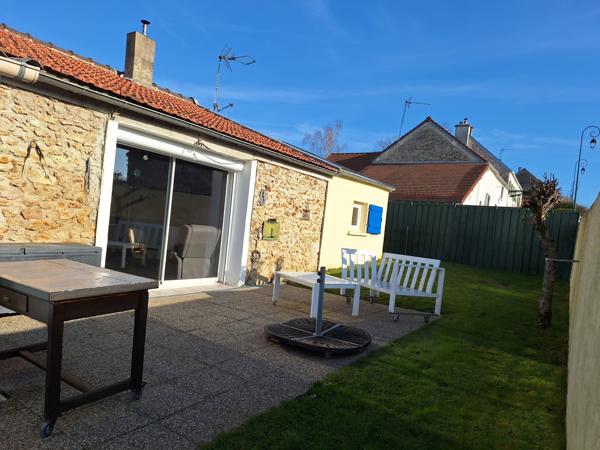 Mouroux (77120) Maison plain-pied 4 pièces 88 m2 env. , terrain 400 m2 et garage.