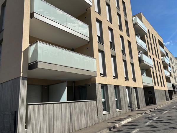 Appartement 4 pièces 82.87 m2