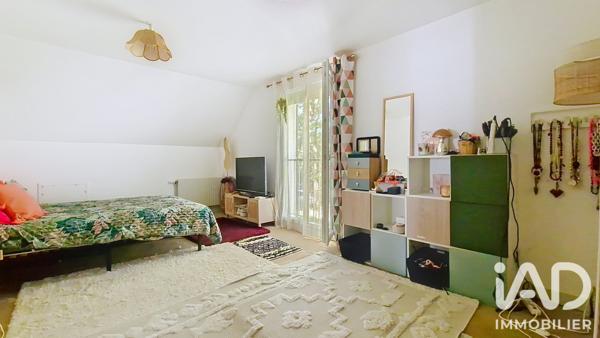 Maison à vendre 8 pièces 200 m² Saint-Fargeau-Ponthierry