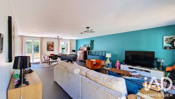 Maison à vendre 8 pièces 200 m² Saint-Fargeau-Ponthierry