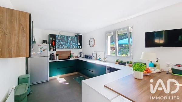 Maison à vendre 8 pièces 200 m² Saint-Fargeau-Ponthierry