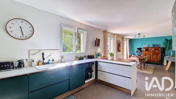 Maison à vendre 8 pièces 200 m² Saint-Fargeau-Ponthierry