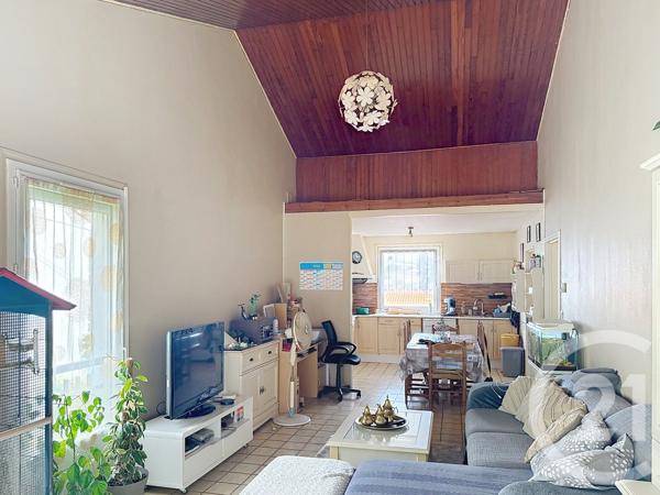 Maison à vendre  6 pièces - 103 m 2   SOYAUX  - 16