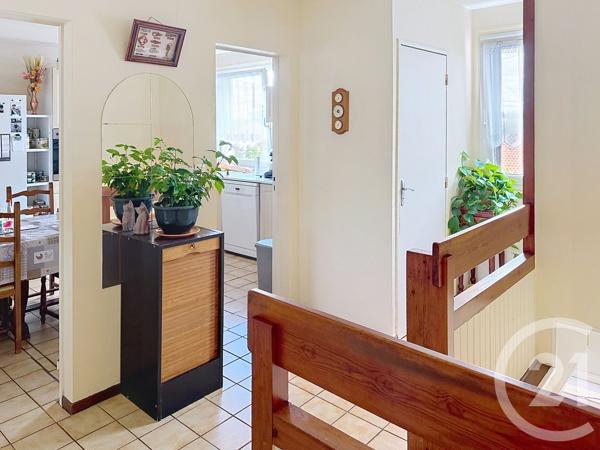 Maison à vendre  6 pièces - 103 m 2   SOYAUX  - 16