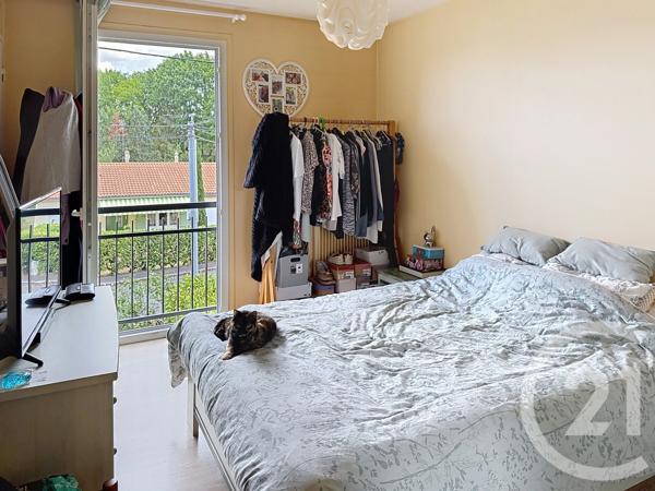Maison à vendre  6 pièces - 103 m 2   SOYAUX  - 16