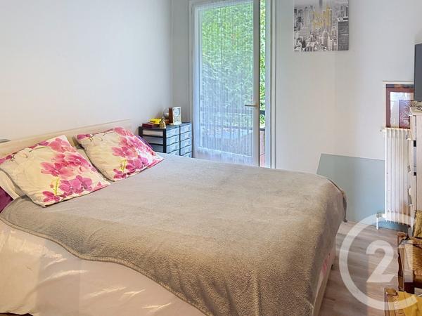 Maison à vendre  6 pièces - 103 m 2   SOYAUX  - 16