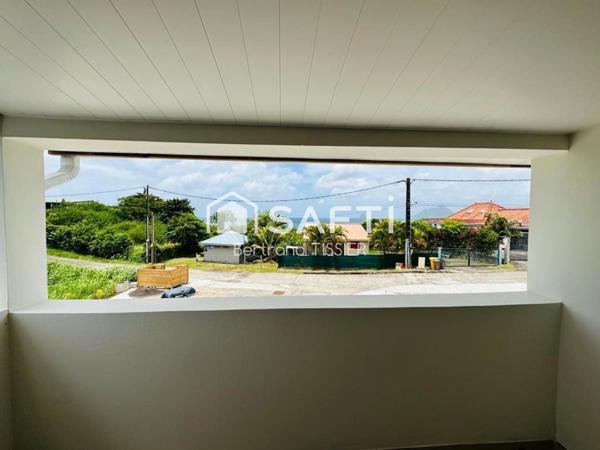 Studio vue mer, rénové, parfait état, meublé.