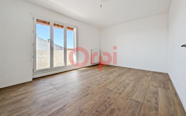 Maison à vendre    6 pièces • 109,80 m2 La Valette-du-Var