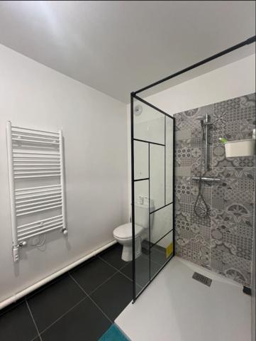 APPARTEMENT T4 - Montreuil - Rue de la Demi-Lune - Proche ligne 11