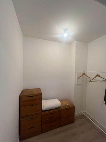 APPARTEMENT T4 - Montreuil - Rue de la Demi-Lune - Proche ligne 11