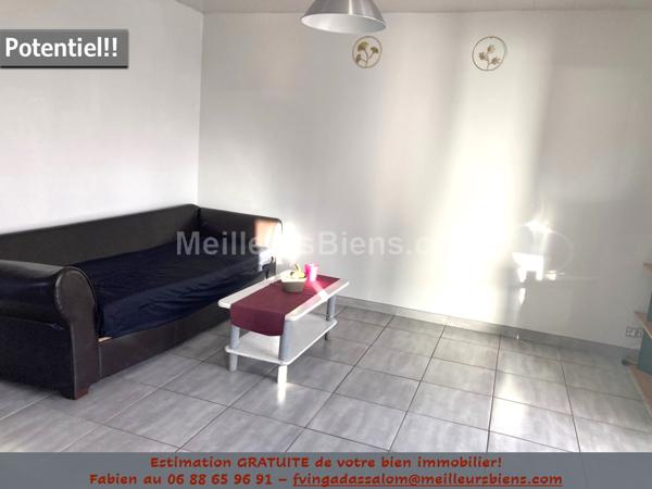 A SAISIR!! Maison de 117M2 sur 708m2 de terrain avec garage et abris de jardin