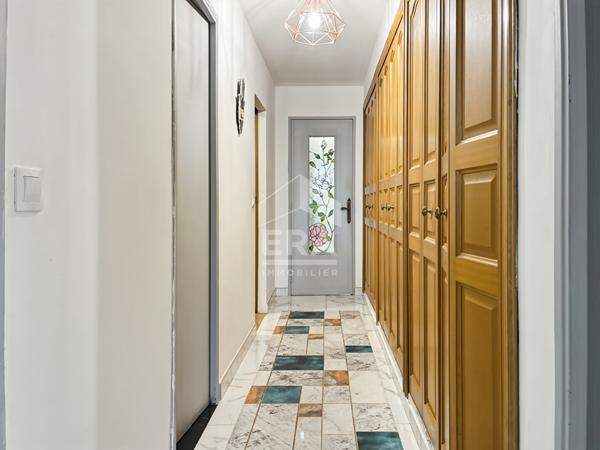 T4 à vendre 105m2 secteur compassion possibilité de garage 13004 / 13012