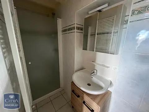 Appartement à louer 2 pièces 37.32m² La Chapelle-de-Guinchay (71570)