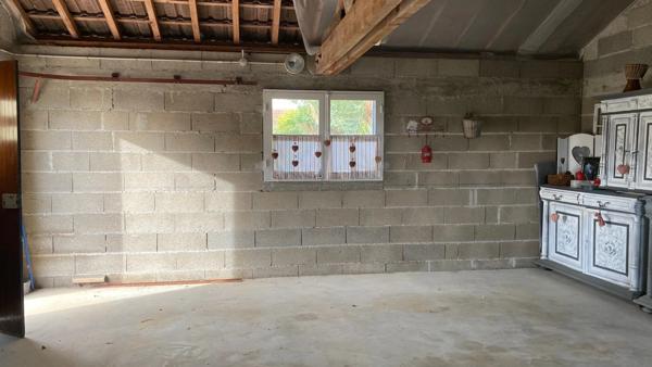 Charmante maison de plain-pied - 2 chambres- garage - jardin à ANGELY (89)