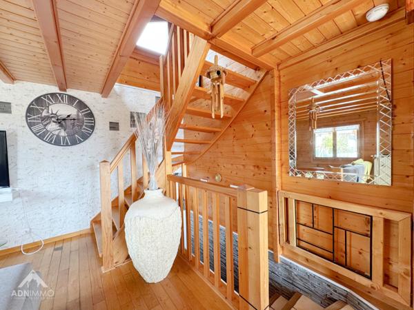 Saint-Jean-de-Gonville (01630) MAISON 5 PIECES 130 M2