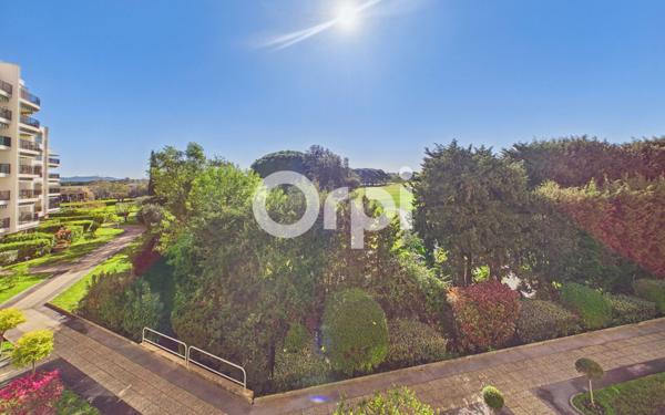 Appartement à vendre    4 pièces • 128,98 m2 Mandelieu-la-Napoule