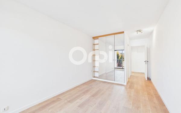 Appartement à vendre    4 pièces • 128,98 m2 Mandelieu-la-Napoule