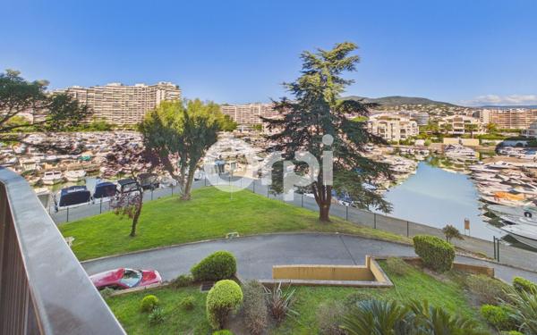 Appartement à vendre    4 pièces • 128,98 m2 Mandelieu-la-Napoule