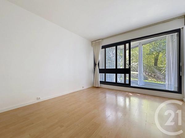Appartement F1 à vendre  1 pièce - 25,73 m 2   LE CHESNAY  - 78