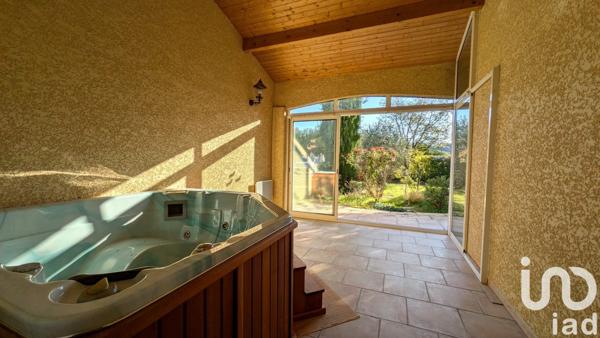 Maison 6 pièces de 142 m² à La Bégude-de-Mazenc (26160)